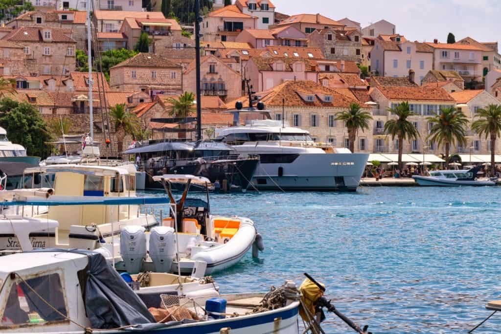 Najbolje vrijeme za putovanje u Hvar